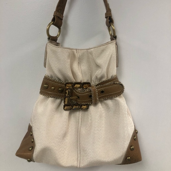 Kathy Van Zeeland - Picture 2 of 6